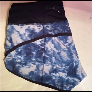 Lululemon Speed Up Shorts 2.5”